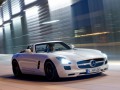 Mercedes-SLS-AMG-Roadster